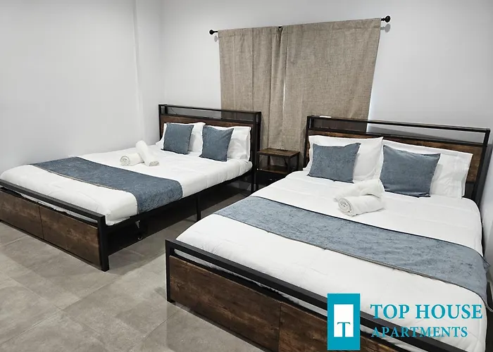 645 Airport Top House Apartments