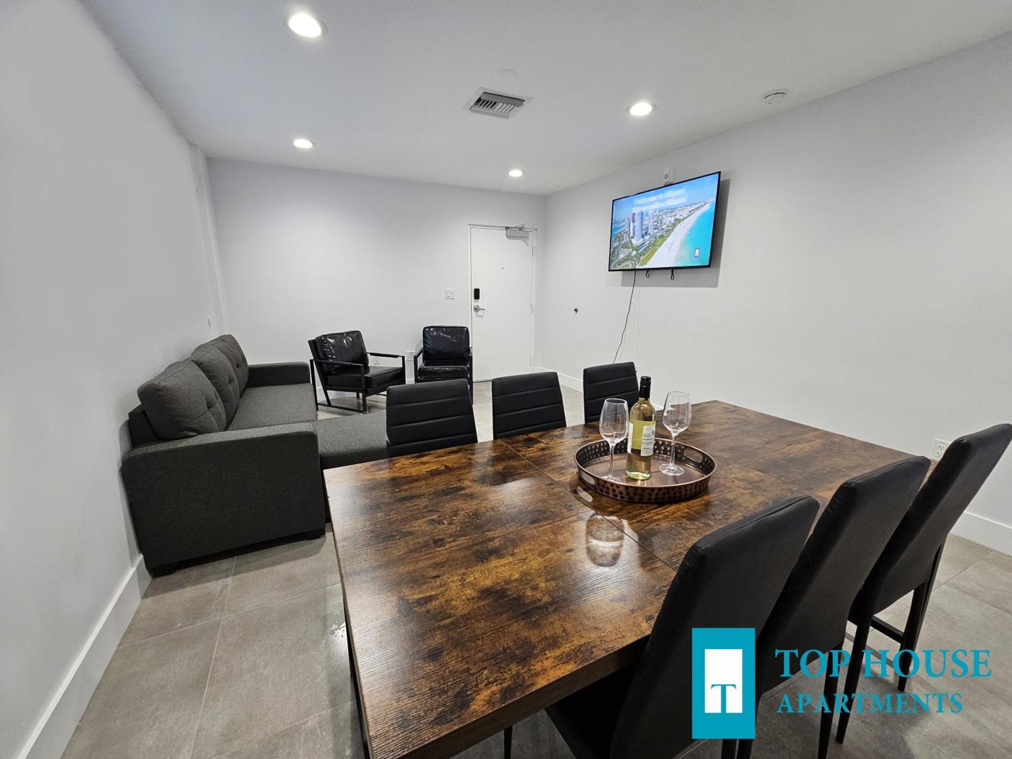645 Airport House Apartamento Miami
